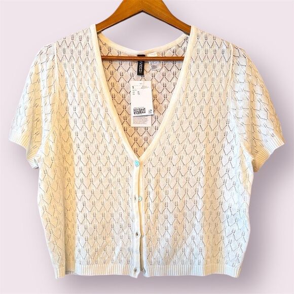 DIVIDED H&M Pointelle Short Sleeve Cardigan *NEW* - Picture 1 of 10